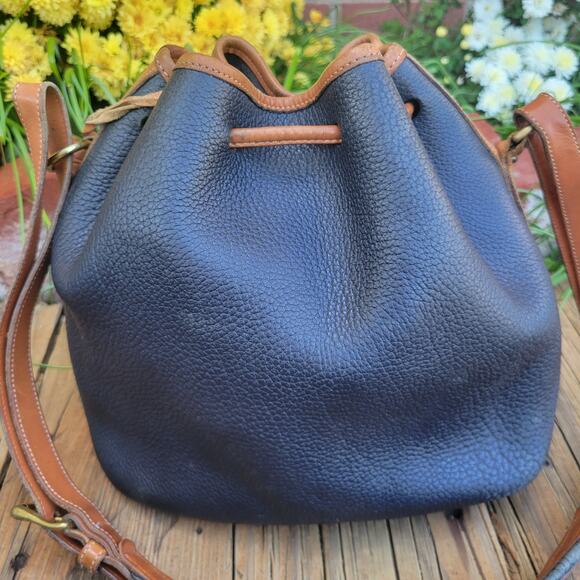 Dooney & Bourke Embossed Leather Drawstring Shoulder Bag Bicolor - Picture 2 of 12
